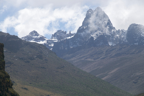 9-Days Mount Kenya and Samburu Safari