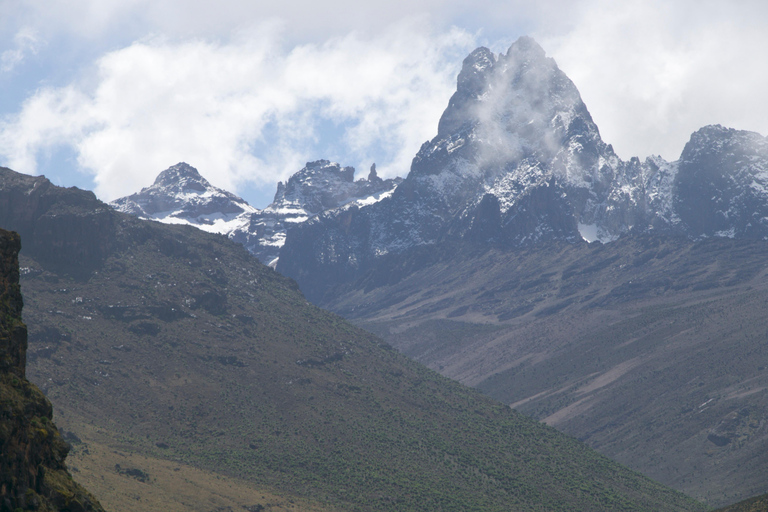 9-Days Mount Kenya and Samburu Safari