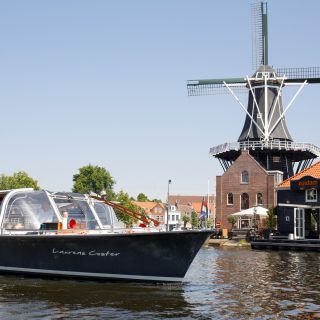 Haarlem: Dutch Windmill and Sightseeing Spaarne River Cruise