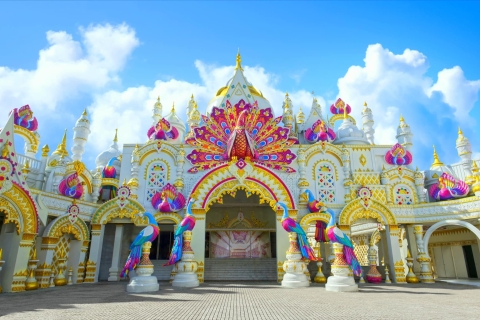 Phuket: Carnival Magic-toegangsbewijs met hoteltransfersToegangsbewijs en diner