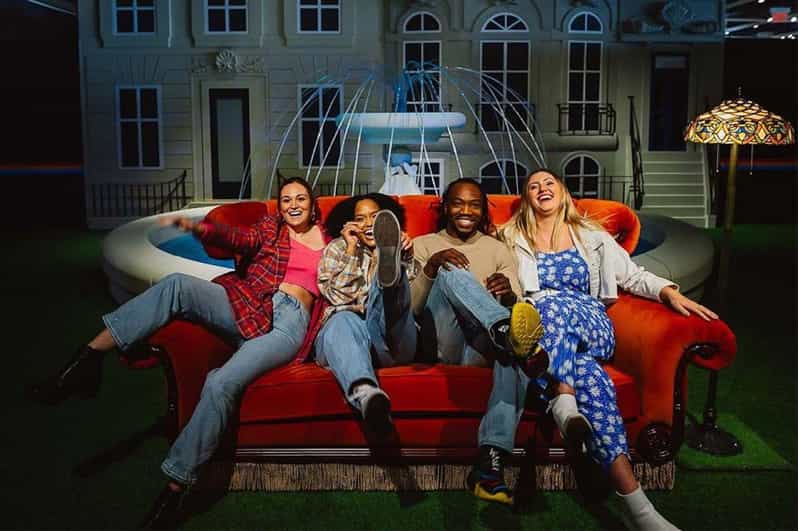 Toronto The FRIENDS™ Fans Experience and Store GetYourGuide