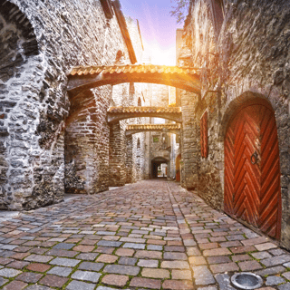 Tallinn: Self-Guided Highlights Scavenger Hunt and Tour
