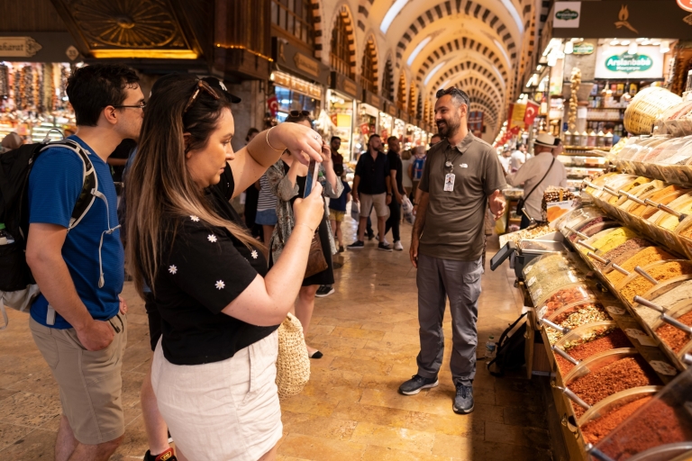 Istanbul: Taste of Two Continents Food Tour