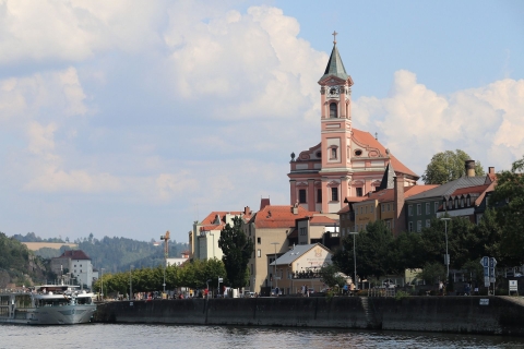 Visita privada a pie de Passau con un guía profesionalPassau: recorrido privado a pie por el casco antiguo, la catedral y el castillo