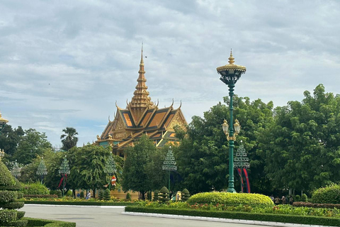 Visite d&#039;une demi-journée du Palais royal, de la Pagode d&#039;argent et du Wat Phnom