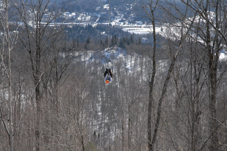 Tyroparc: Mega-Ziplines und Wandern in den LaurentianernWinter: 2 Mega Ziplines und Wandern