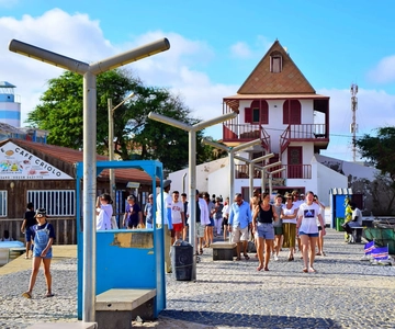 Ilha do Sal: Visita à cidade de Santa Maria, arte de rua e tapas