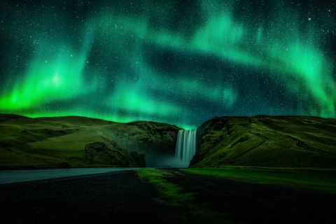 Da Reykjavík: tour dell'aurora boreale e del Circolo d'Oro