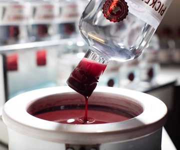 Edinburgh: Pickering's Gin Jolly Tour (Distillery & Tasting)