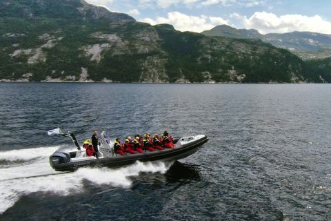 Stavanger: Lysefjord RIB Bootstour zum Kanzelfelsen