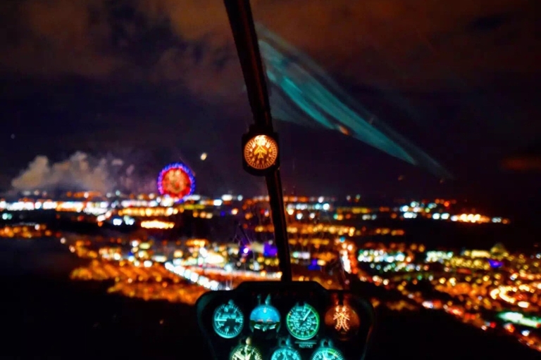 Orlando: themaparken bij nacht helikoptervluchtRit van 25 tot 30 minuten (pretparken en centrum)