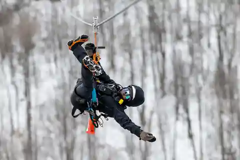 Tyroparc : Méga Ziplines et randonnées dans les Laurentides