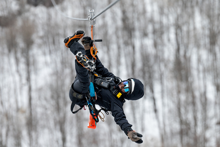 Tyroparc: Mega Ziplines och vandring i LaurentiernaVinter: 2 Mega Ziplines och vandring