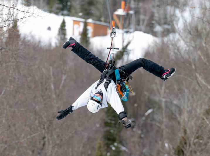 Tyroparc Méga Ziplines et randonnées dans les Laurentides GetYourGuide