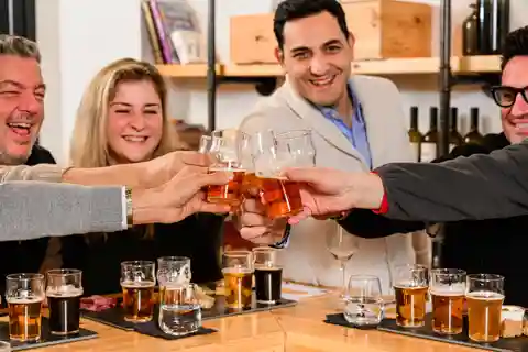 Athens: Small Group Beer Tasting Experience