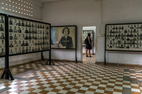 Phnom Penh: rondleiding door de gevangenis van Tuol Sleng en het Choeng Ek-monument