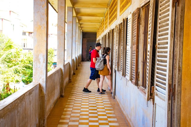 Visit Phnom Penh Tour of Tuol Sleng Prison and Choeng Ek Memorial in Lake of the Ozarks
