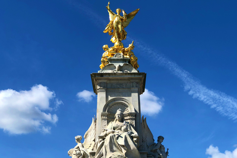London: Life and Legacy of Queen Elizabeth II Private Tour
