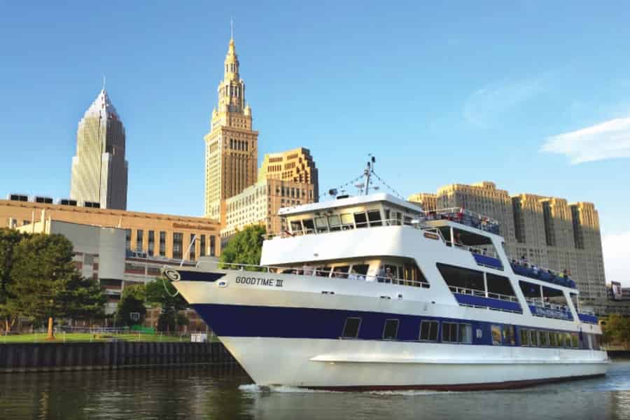 Cleveland: Goodtime III Sightseeing-Kreuzfahrt mit Erläuterungen. Foto: GetYourGuide