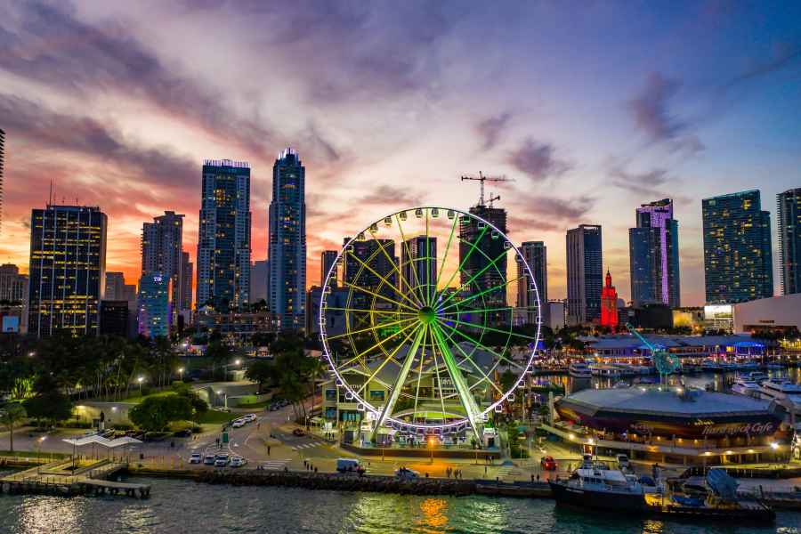 Miami: Skyviews Miami Observation Wheel Flexible Date Ticket. Foto: GetYourGuide