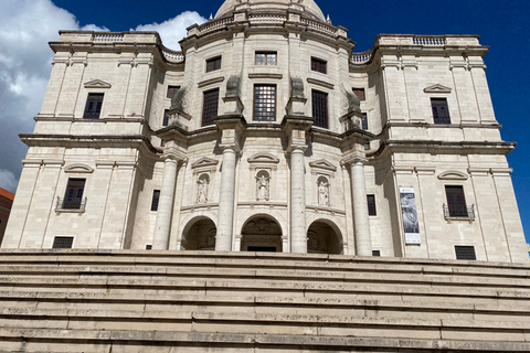 Lissabon: Historische private Stadtrundfahrt mit dem Tuk TukLissabon: Historische private Stadtrundfahrt mit dem Buggy