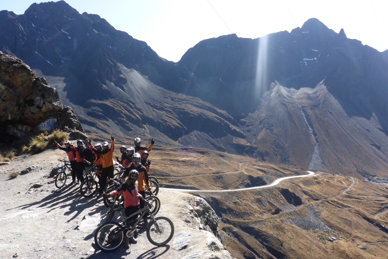 Van La Paz: 's werelds gevaarlijkste racefietstochtLa Paz: Death Road gedeelde fietstocht