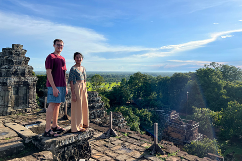 Siem Reap: Ganztägiges Angkor Wat-Tempel-Erlebnis mit SonnenuntergangGanztägige private Besichtigung von Angkor mit Sonnenuntergang