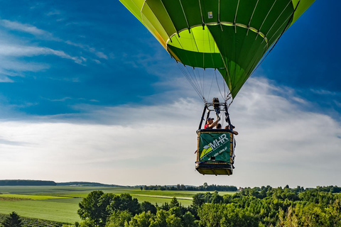 Cracovia: volo privato in mongolfiera con champagne