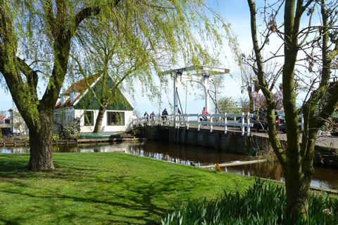 Amsterdam: Guided Countryside 4-Hour Bike Tour