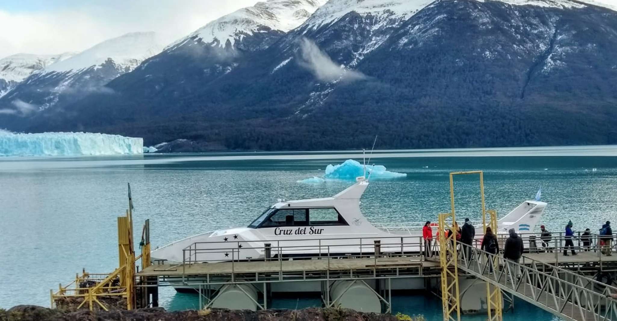 El Calafate, Glaciers, Cascade e Forest Hike - Hizvo