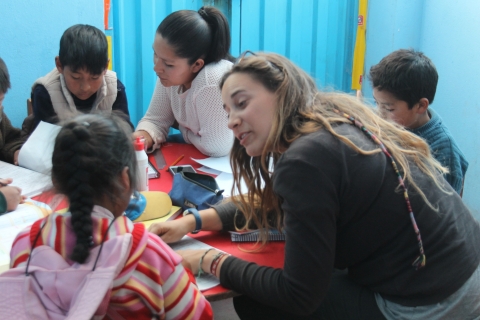 Cusco o Arequipa: Trabajo VoluntarioEducación Deportiva en Arequipa