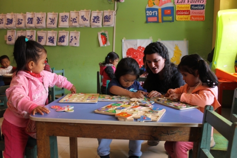 Cusco of Arequipa: vrijwilligerswerkEngelse les geven in Cusco