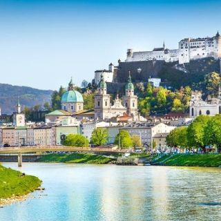 From Vienna: Private Day Tour of Salzburg,Hallstatt and Melk