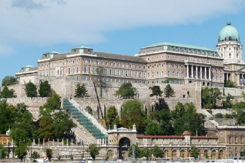 From Vienna: Private Day Tour of Budapest