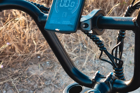 Fat Tire e-Bike Tour em Ferragudo | SELF-GUIDEDFerragudo: Diversão com pneus gordos