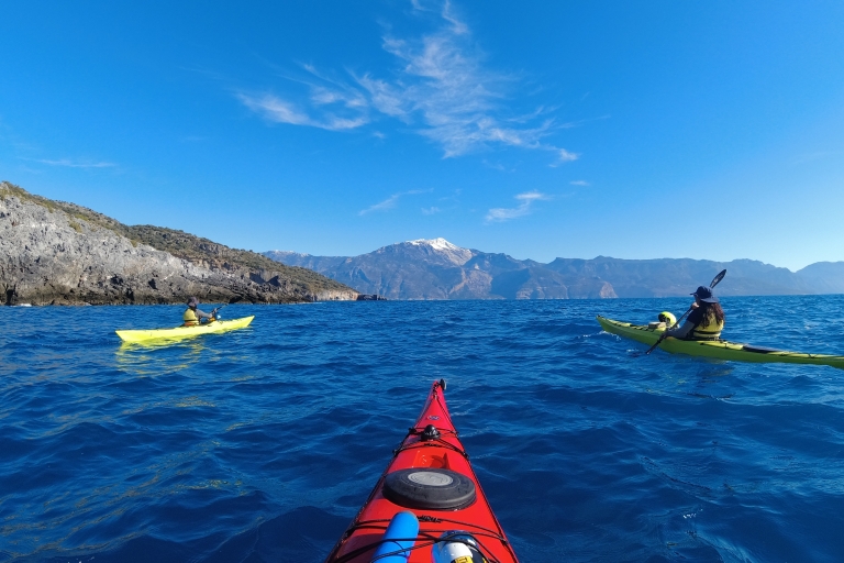 Fethiye : Visite d'une demi-journée en kayak de mer sur l'île Saint-NicolasExcursion quotidienne en kayak de mer sur l'île Saint Nicholas