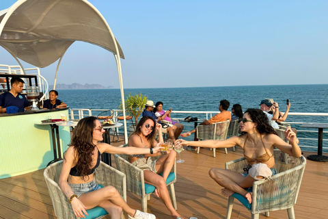 From Hanoi: Cat Ba Island and Lan Ha Bay Day Trip