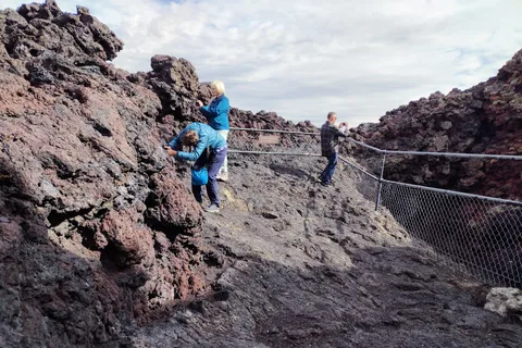 Twin Falls: Craters of the Moon Full-Day Tour with Lunch
