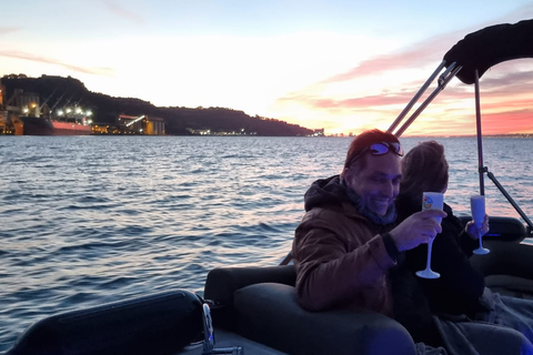 Lisbonne : croisière touristique privée avec champagne