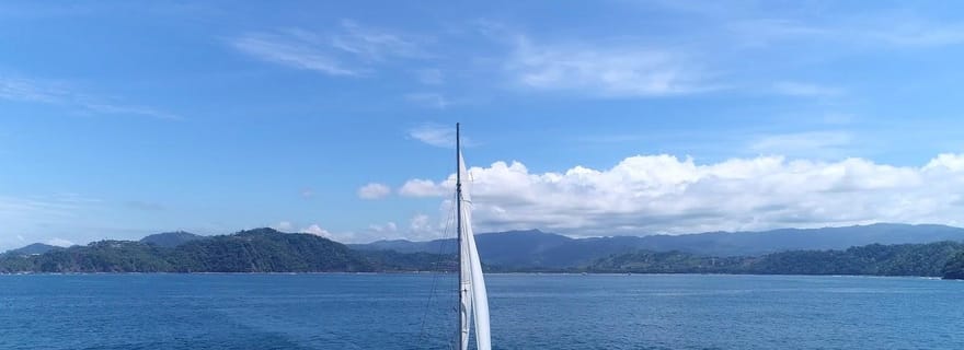 Au départ de Timarouba : Billet pour la voile et la plongée avec masque et tuba avec déjeuner et boissons