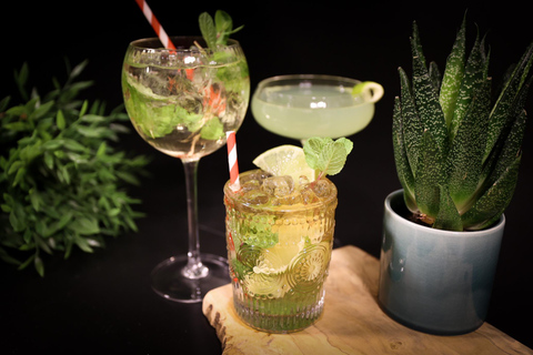Geneva: Private Cocktail Workshop & Tasting