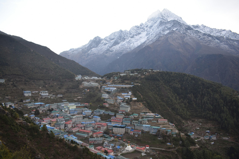 Senderismo de 7 días en Namche Bazaar, regreso en helicóptero a Lukla y vuelo a KTM