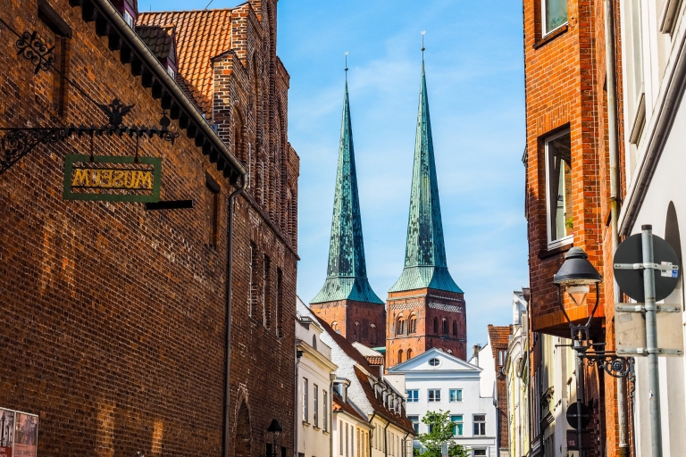 Lübeck: Stadt-Highlights Schnitzeljagd und selbstgeführte Tour