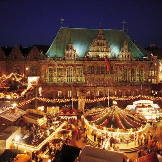 Bremen: Fairy Tale Christmas Guided Walking Tour in German