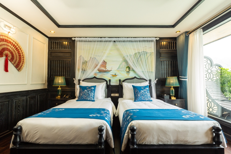 Van Hanoi: Ha Long Bay-cruise met overnachting met maaltijden en vervoerCruise met Balkon Kamer