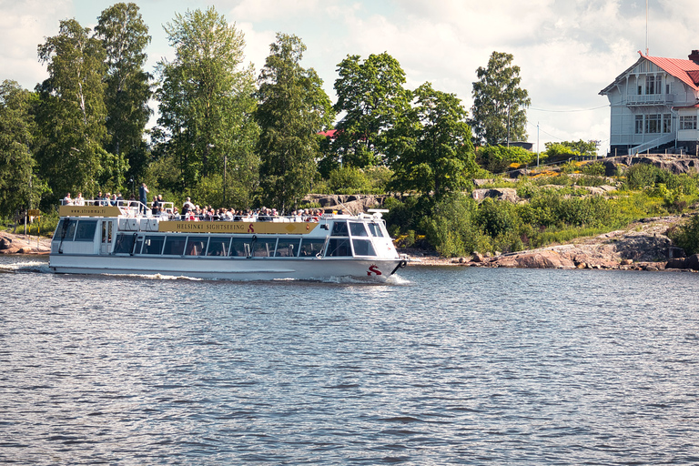 Helsinki: Sightseeing Canal Cruise with Audio Commentary