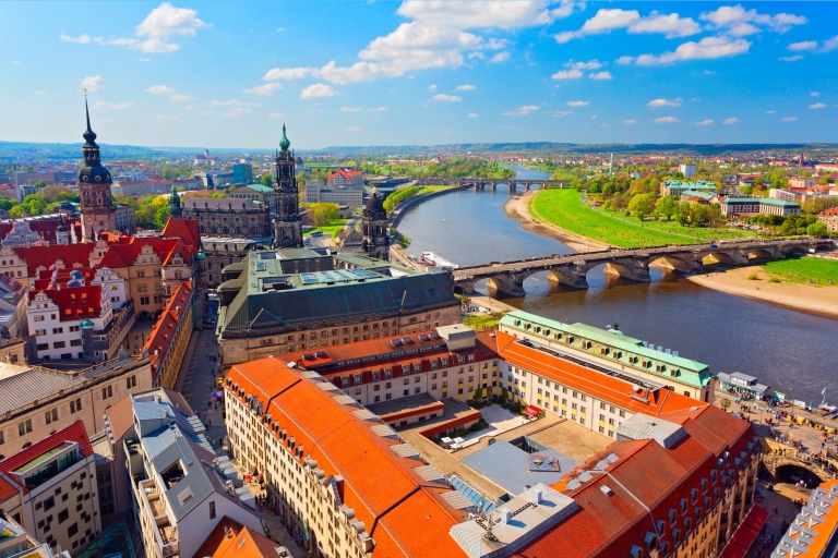 Dresden: Old Town Highlights Scavenger Hunt and Walking Tour