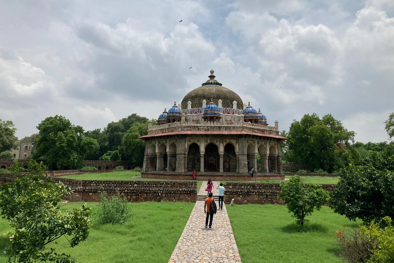 Delhi: Prywatna wycieczka po Starym i Nowym Delhi z opcjonalnym lunchemTransport AC, przewodnik bez lunchu i opłaty za pomnik