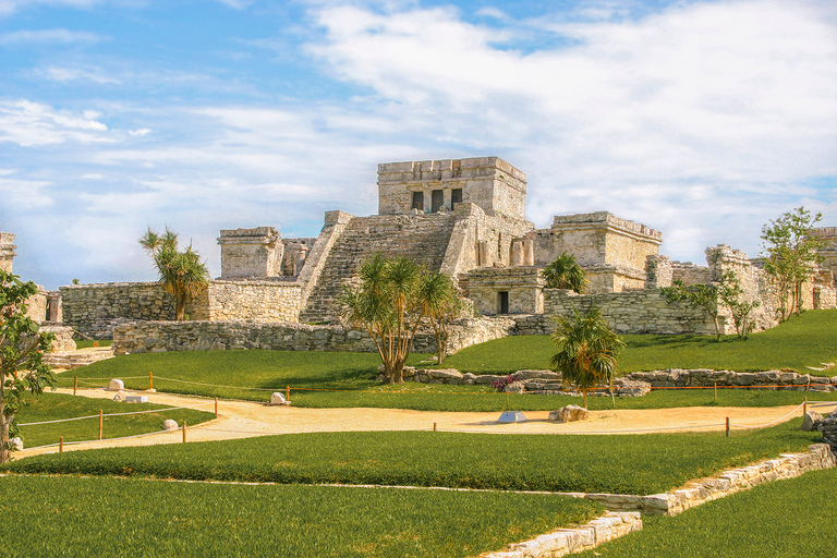 Geführte Tour durch Tulum, Cenote, Schnorcheln in der Lagune und Mittagessen