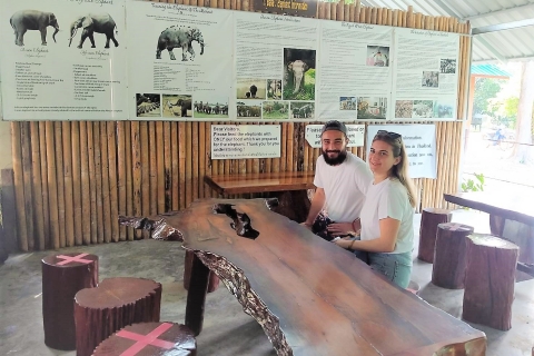 Khao Sak: Khao Sok Elephant Rescue Center mit Mittagessen und RaftingAbholung vom Khao Lak Gebiet